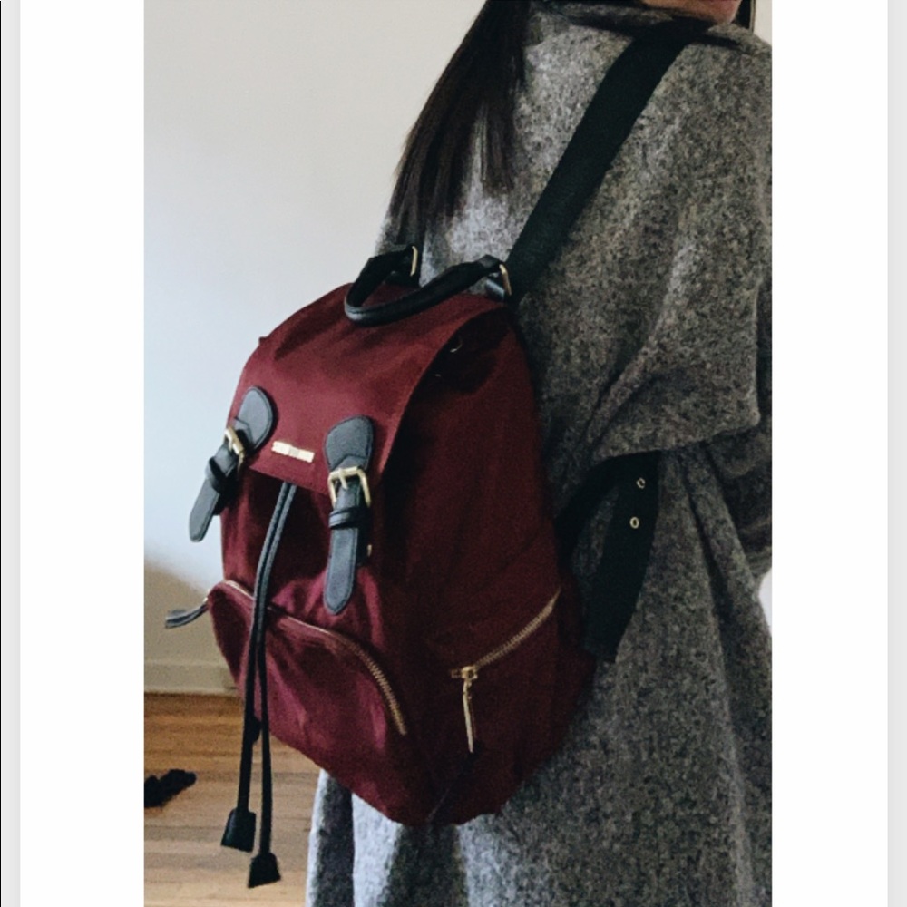 Backpack - Picture 6 of 6